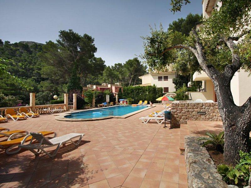 Pinos Altos Apartments Cala de Sant Vicenc Exteriör bild
